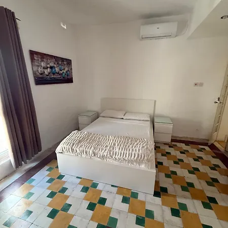 Arantza House 斯利马